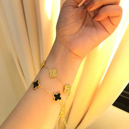 2 Clover Bracelets (Black + Golden) - Stainless Steel