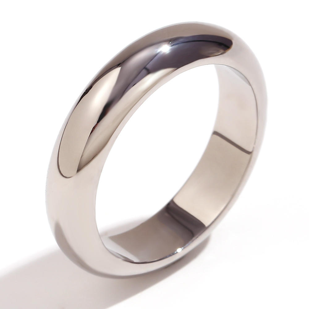 Circle Band Ring - China Gold