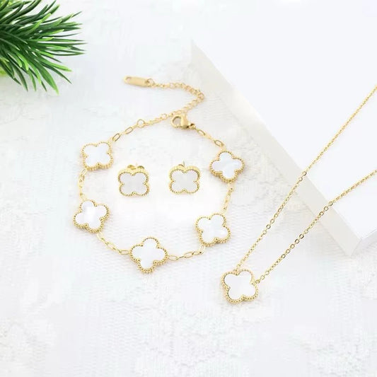 White Set Clover (Chain Bracelet + Necklace + Tops)