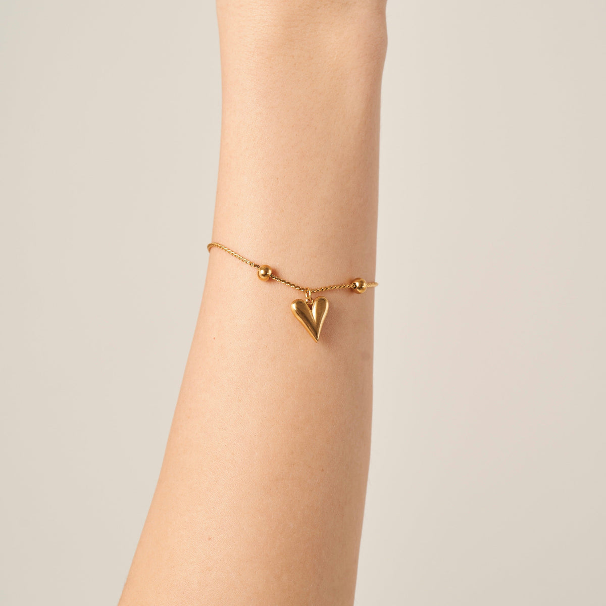 Single Italic Heart Bracelet - Stainless Steel