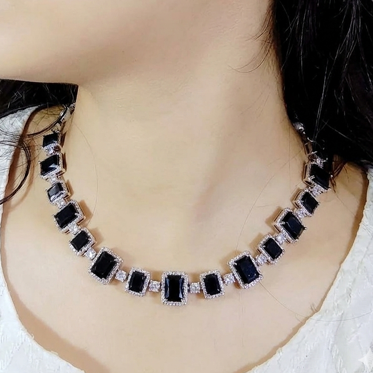 Black Stone Luxe Necklace - Premium Quality China Gold