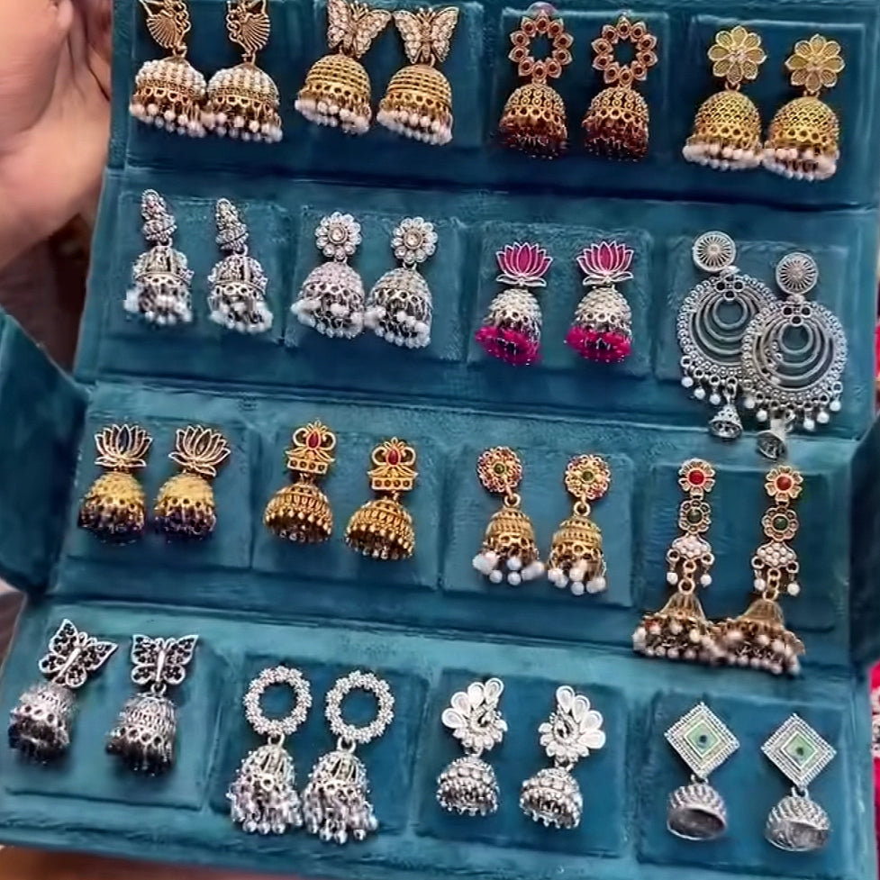 Foldable Velvet 16 Meenakari Jhumka Box